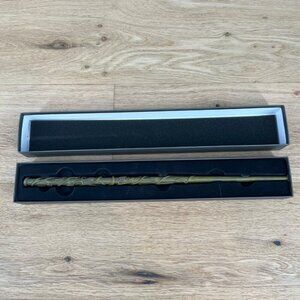 Wizarding World of Harry Potter Universal Studios Hermione Granger Wand Orlando